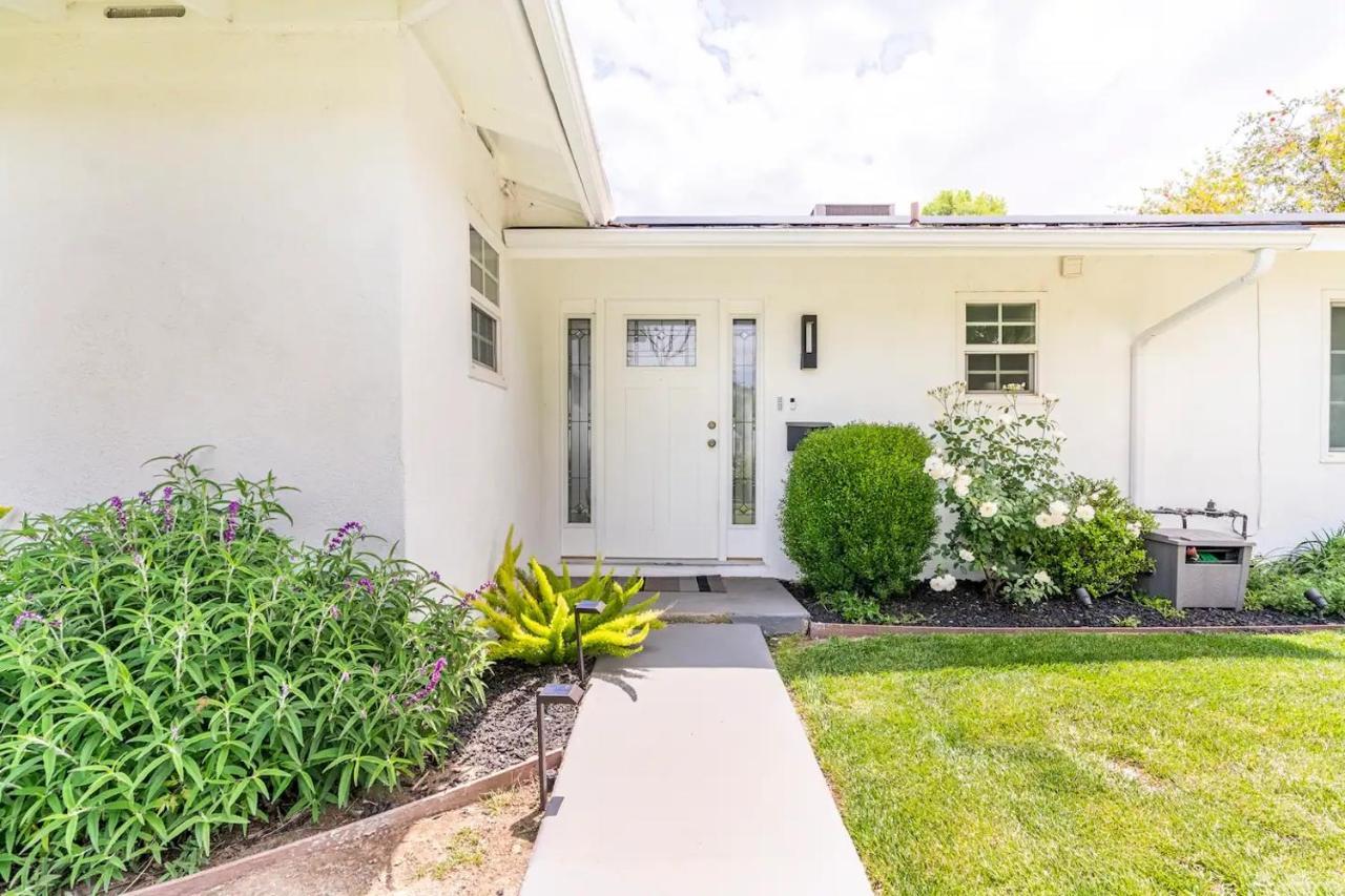 New Luxury Entertaining House With Pool Spa Sauna Tesla Charger Pets Los Angeles Eksteriør bilde